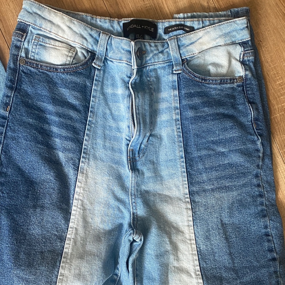 Kendall & Kylie Blue Gradient women jeans size 13/31